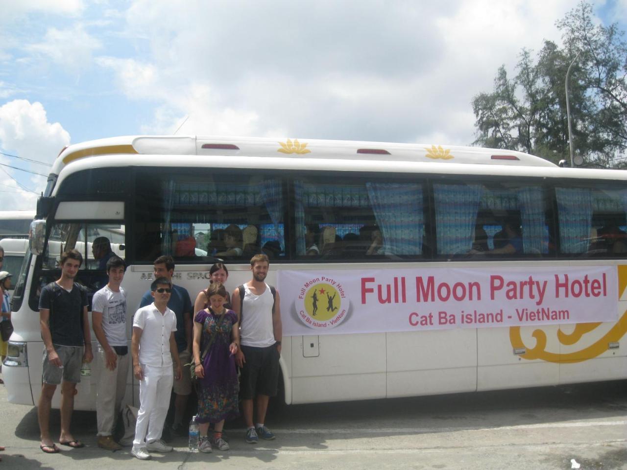 Full Moon Party Hotel Hostel Hajfong Zewnętrze zdjęcie