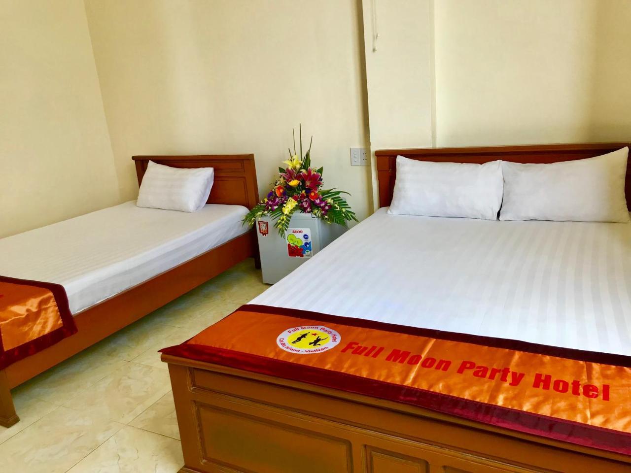 Full Moon Party Hotel Hajfong Zewnętrze zdjęcie